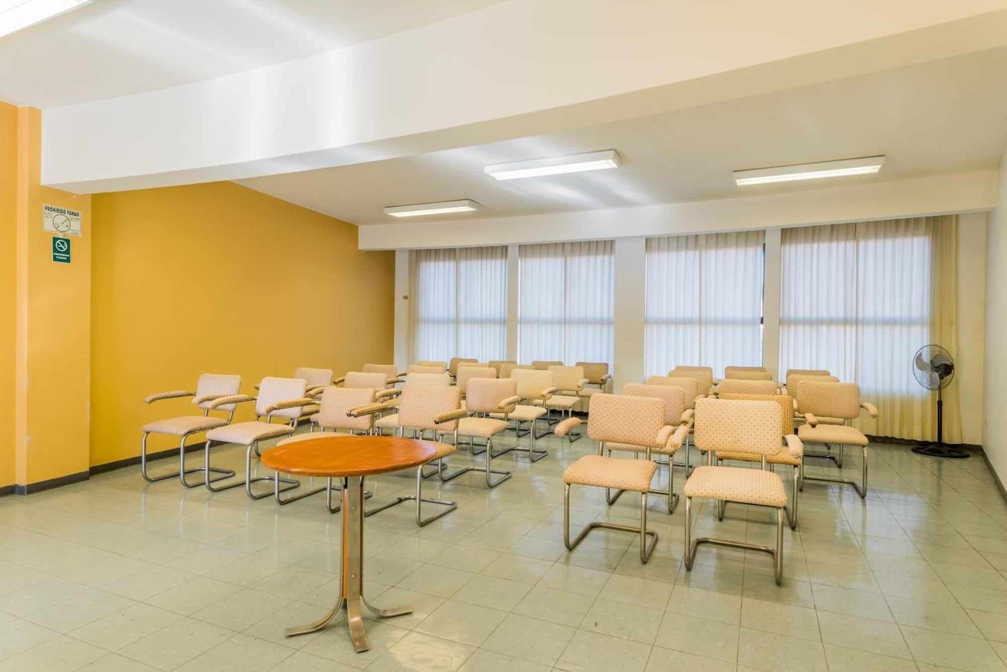 Sala de Reuniones DM Hoteles Arequipa
