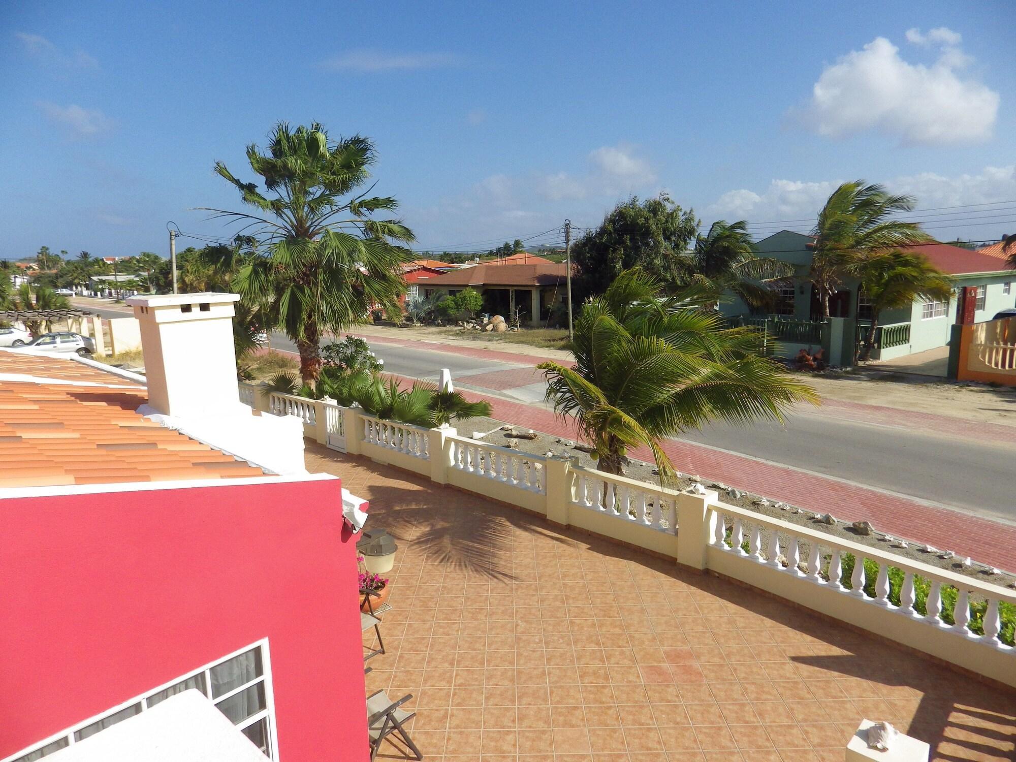 Varios Aruba Cunucu Residence