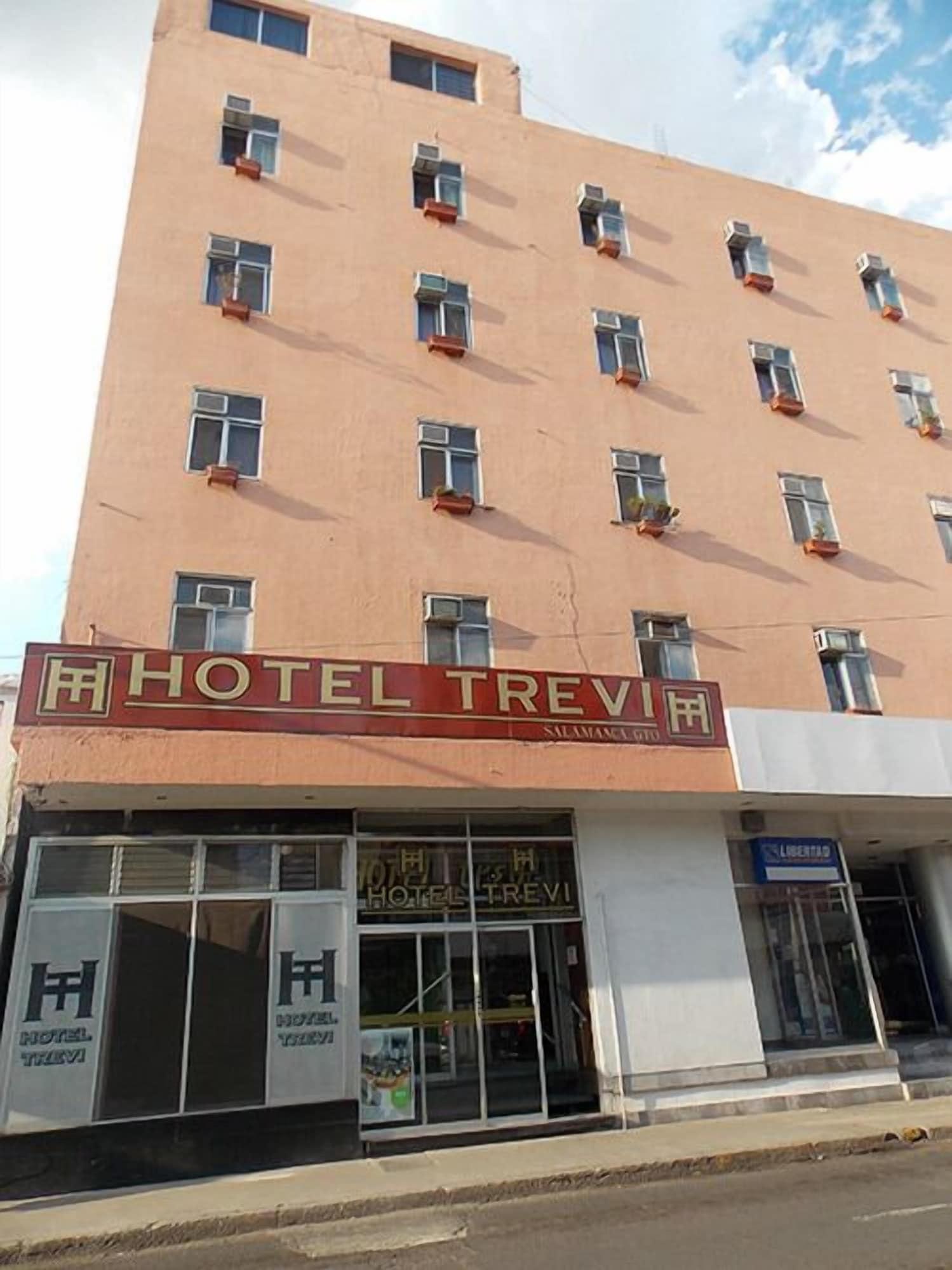 Varios Hotel Trevi