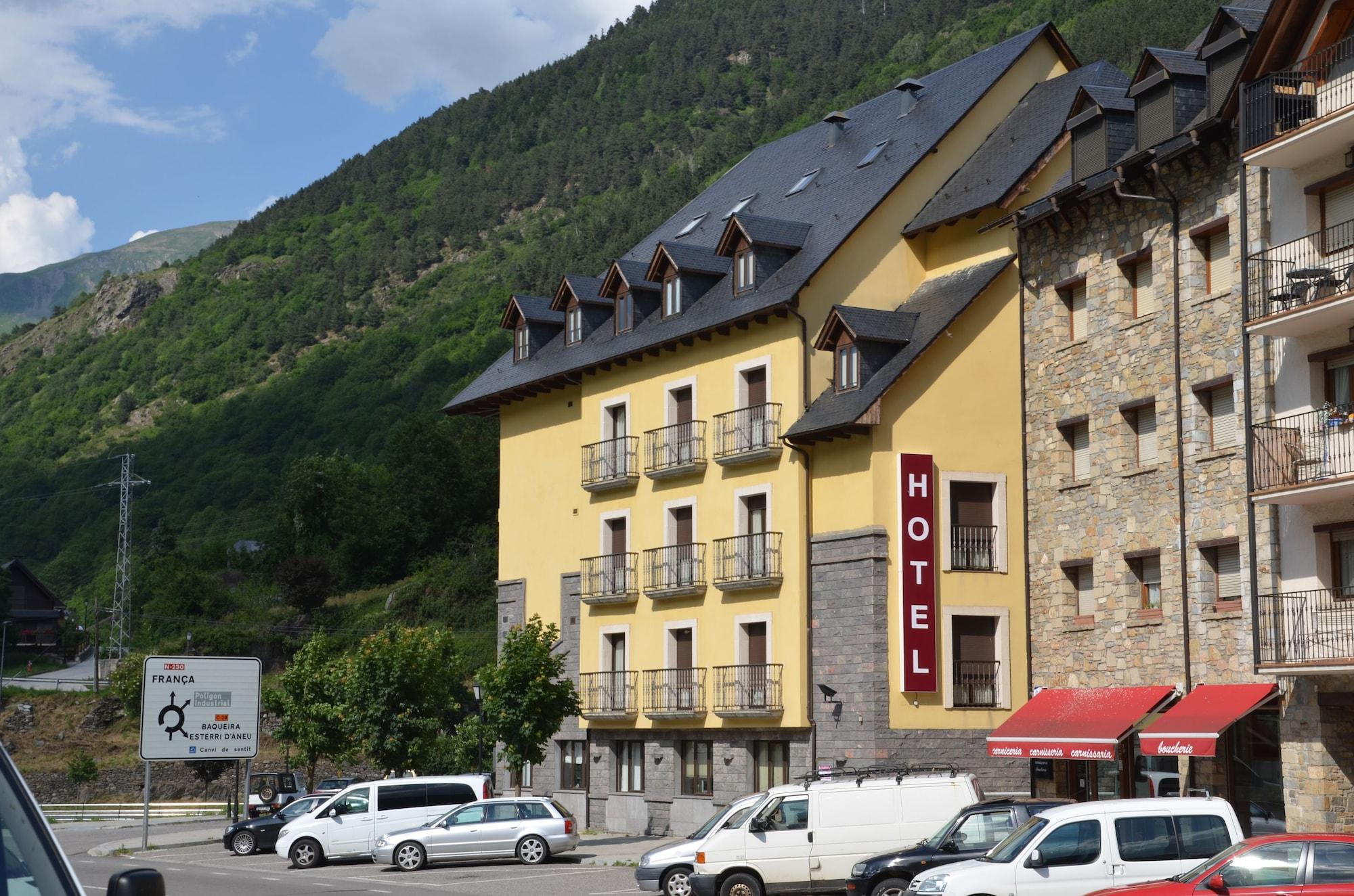 Vista Exterior Hotel Acevi Val d'Aran