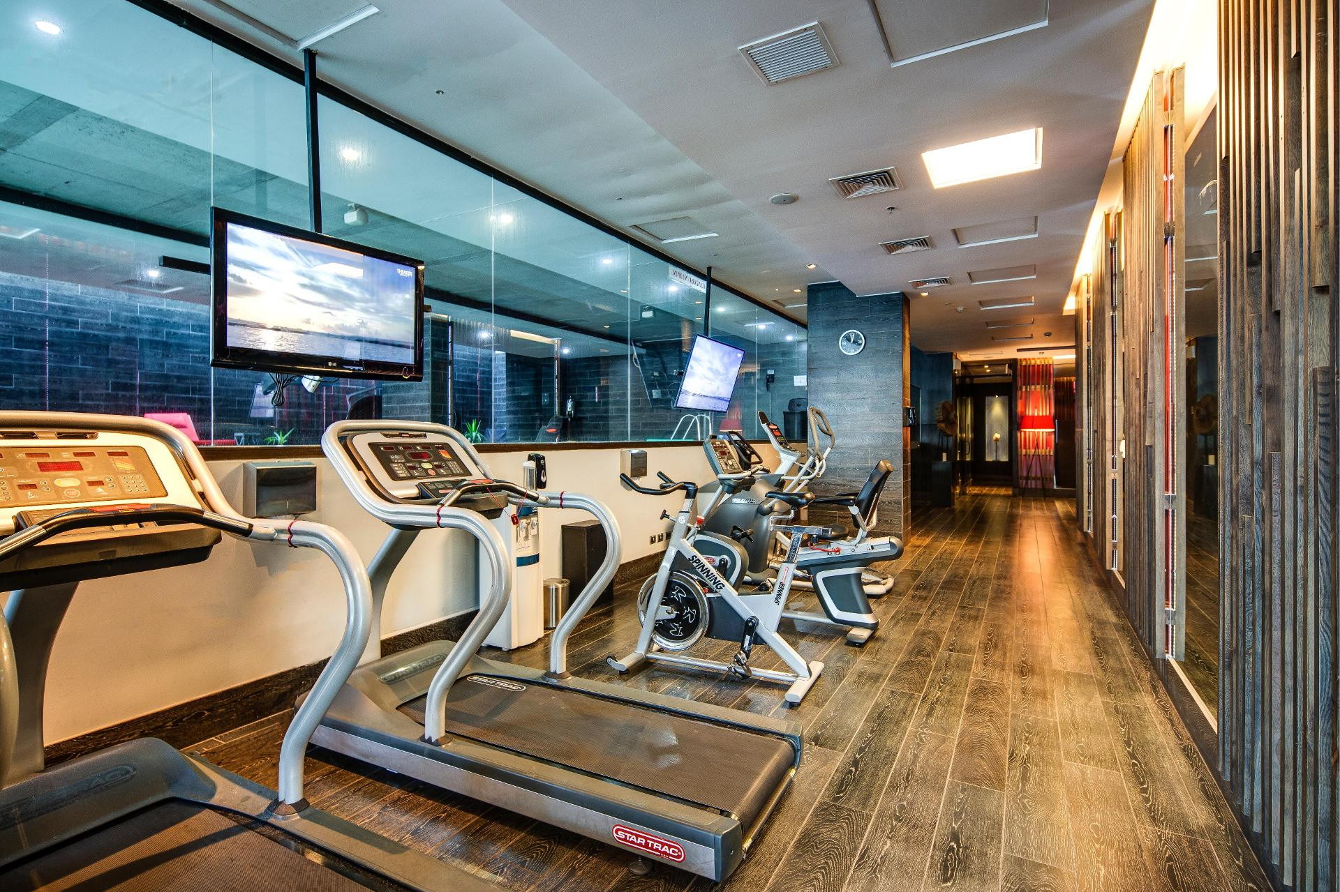 Gimnasio Wyndham Santiago Pettra