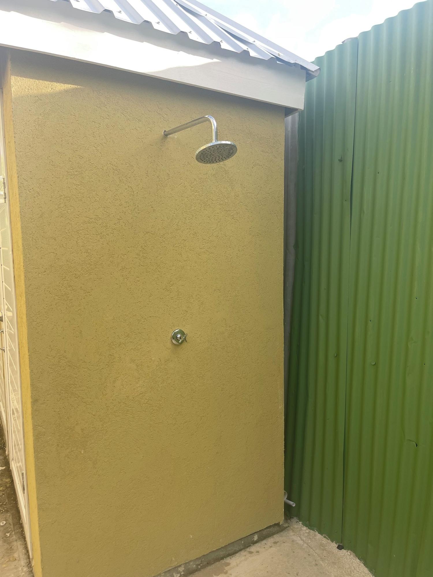 Vista Exterior Sakari Ventures Apartments