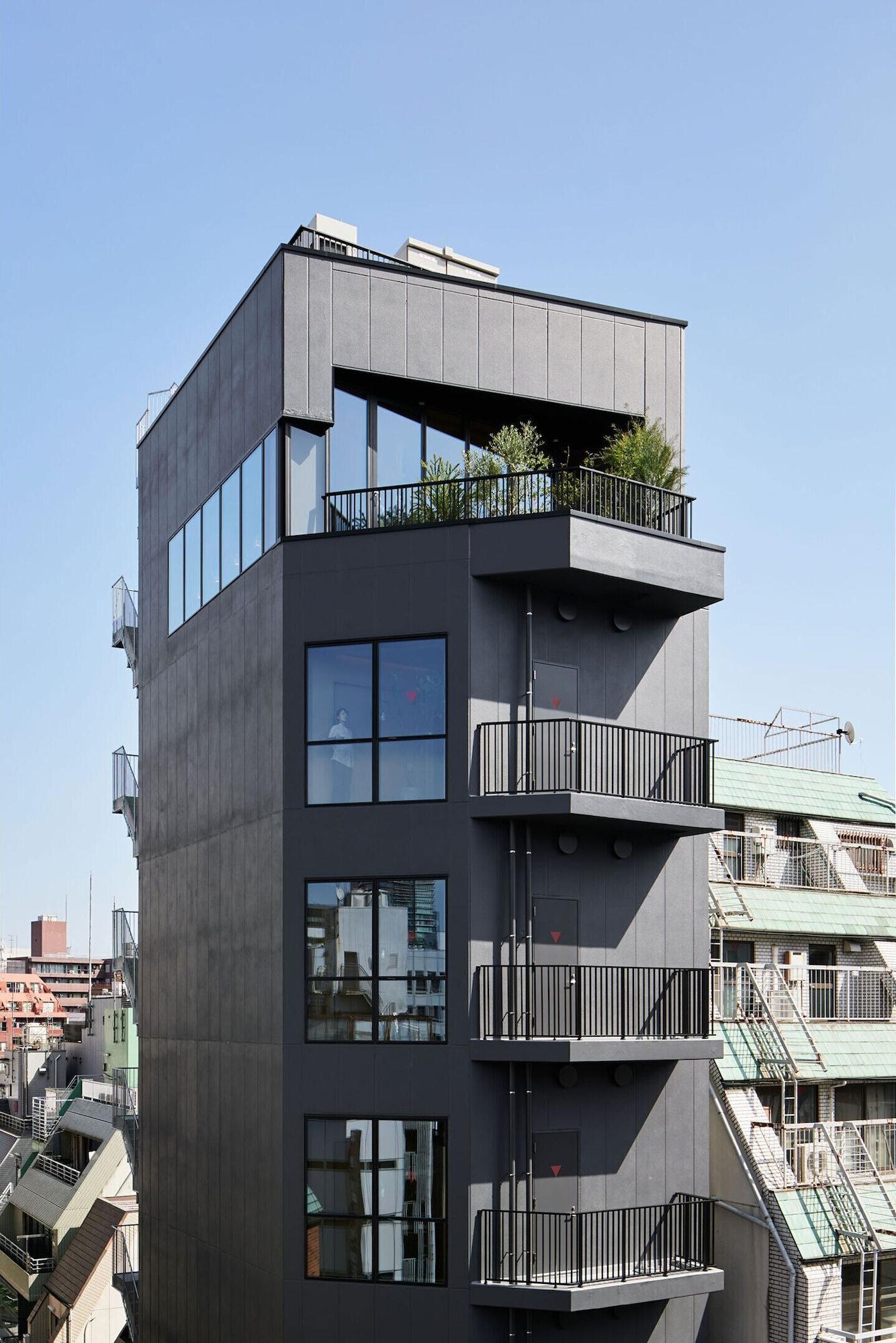 Vista Exterior 9h nine hours woman Shinjuku sleep lab