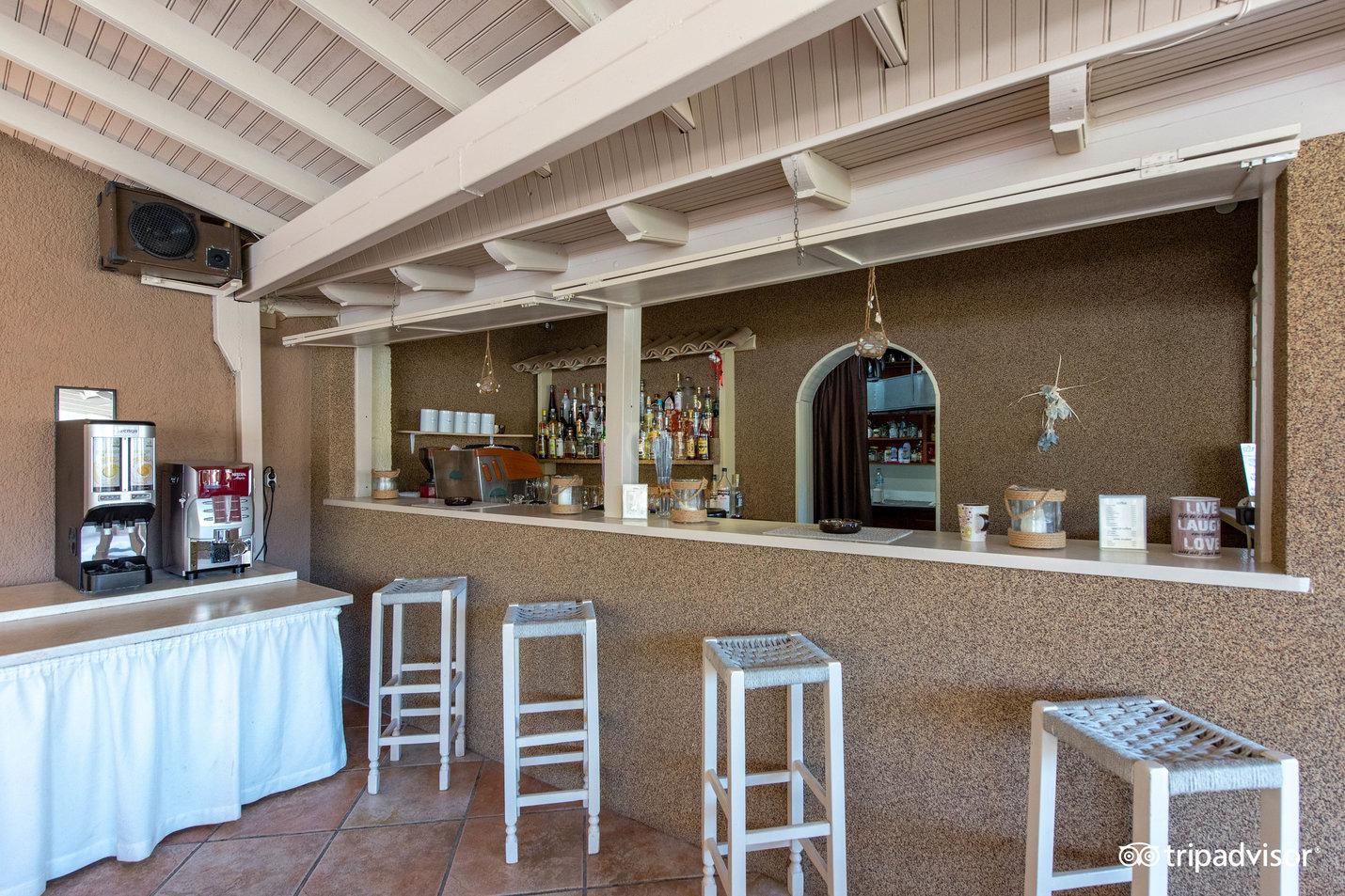 Bar/Salón Anita Hotel