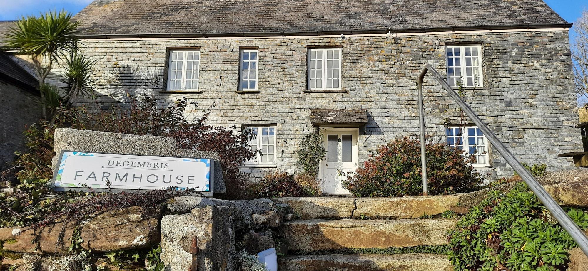 Vista Exterior Degembris Farmhouse