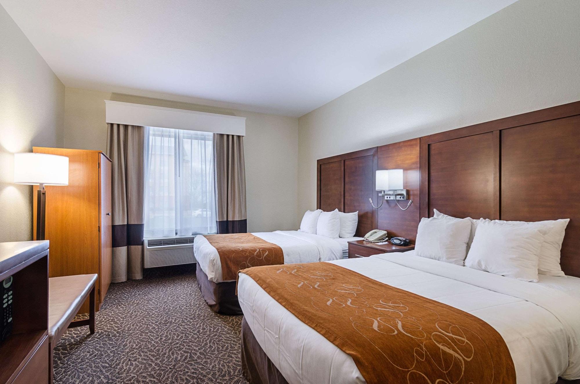 Habitación Quality Suites Springdale West I-49