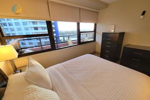Alquiler Vacacional - Alexander 1419 3 Bedroom Apts by RedAwning
