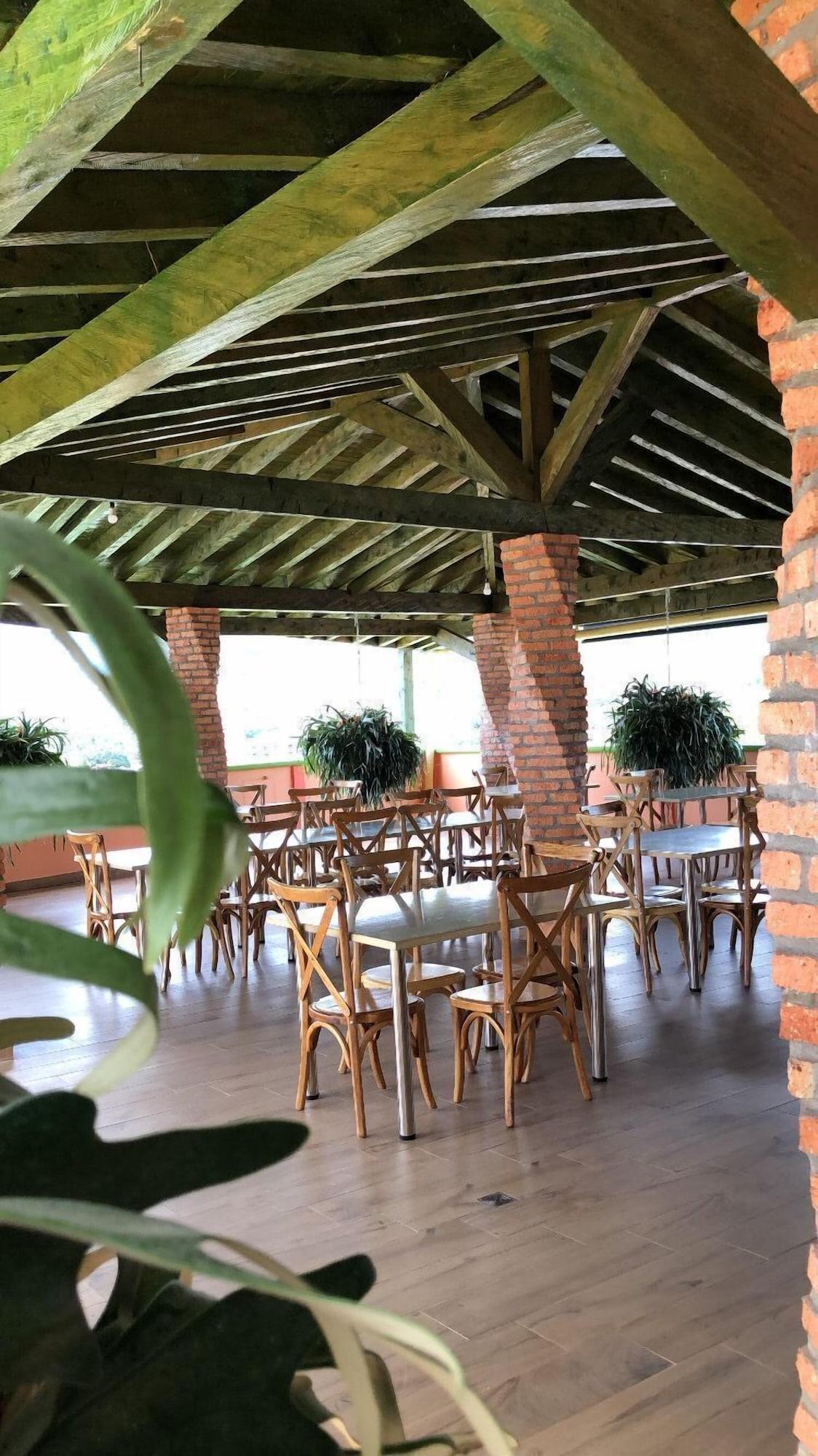 Restaurant HOTEL ALTO  VERDE