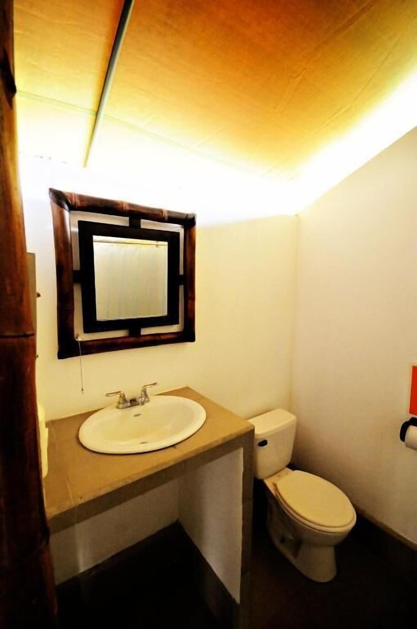 Equipamiento de Habitación Rio Tico Safari Lodge