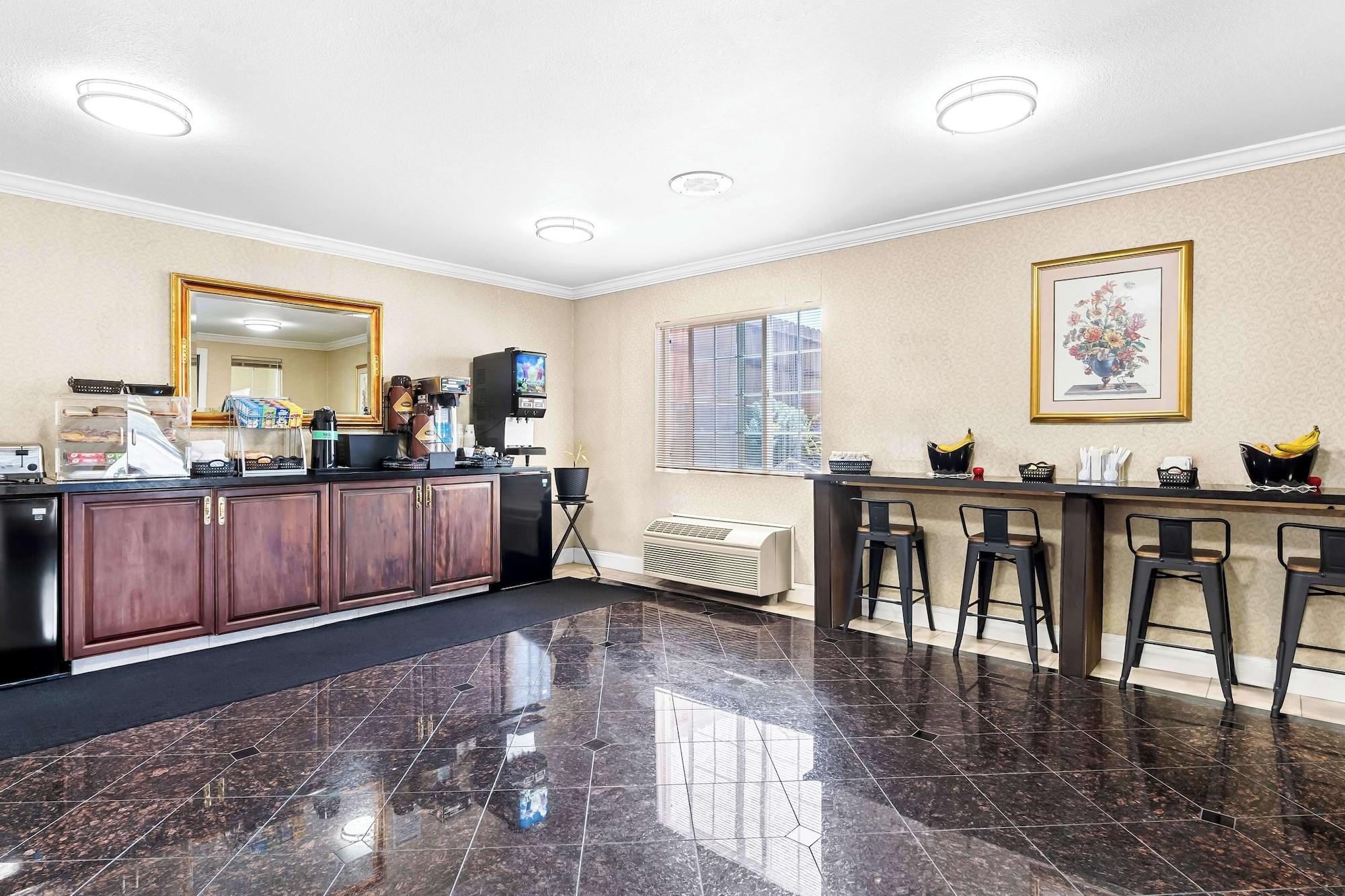 Restaurant SureStay Hotel by Best Western Castro Valley
