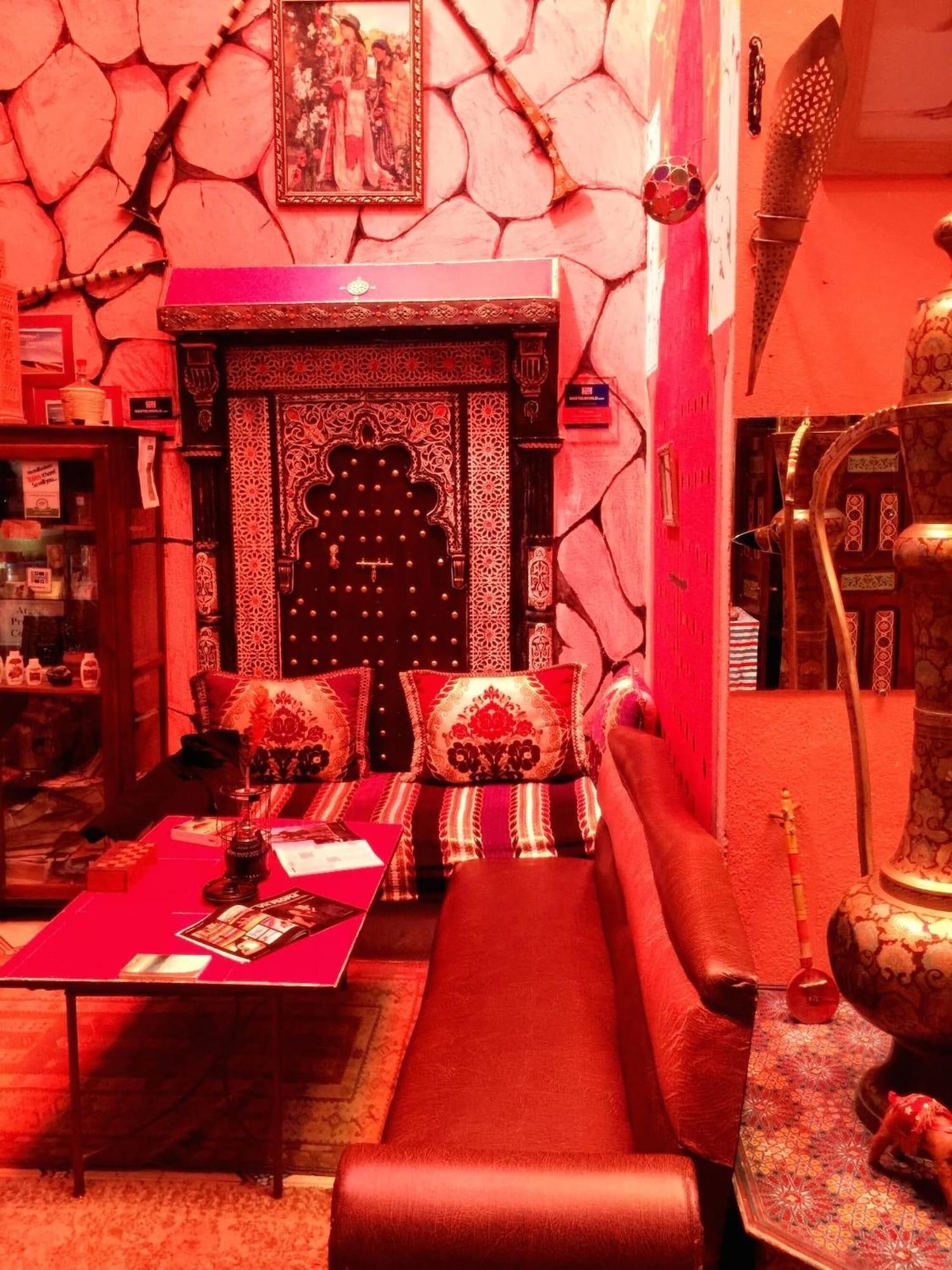 Restaurant Hostel Riad Marrakech Rouge