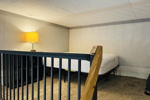 Alquiler Vacacional - Studio with Attached Heated Garage