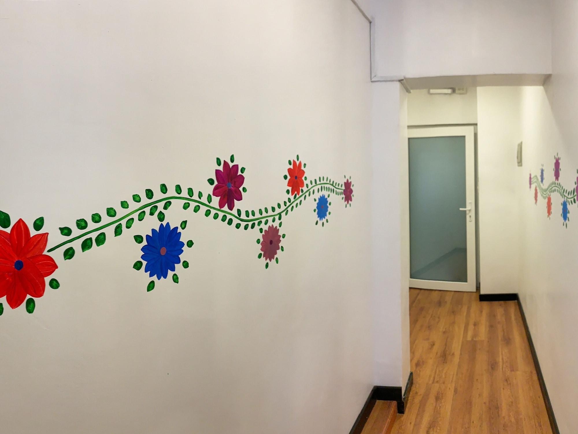 Vista Lobby Del Niño Apartments