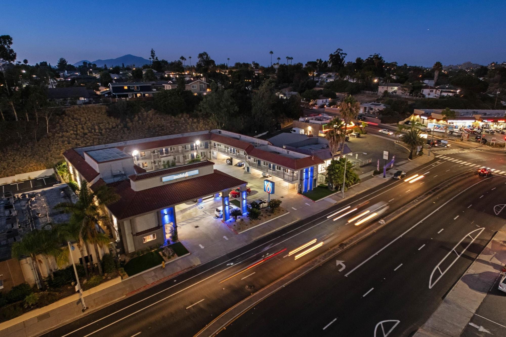 Varios Motel 6 La Mesa, CA