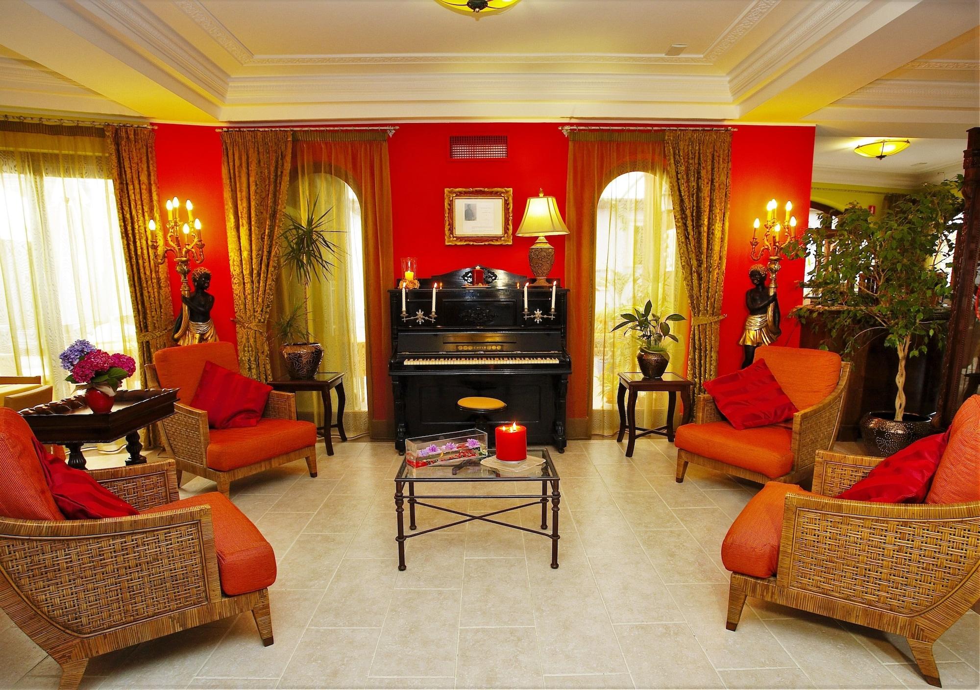 Vista Lobby Grand Hotel Arciduca