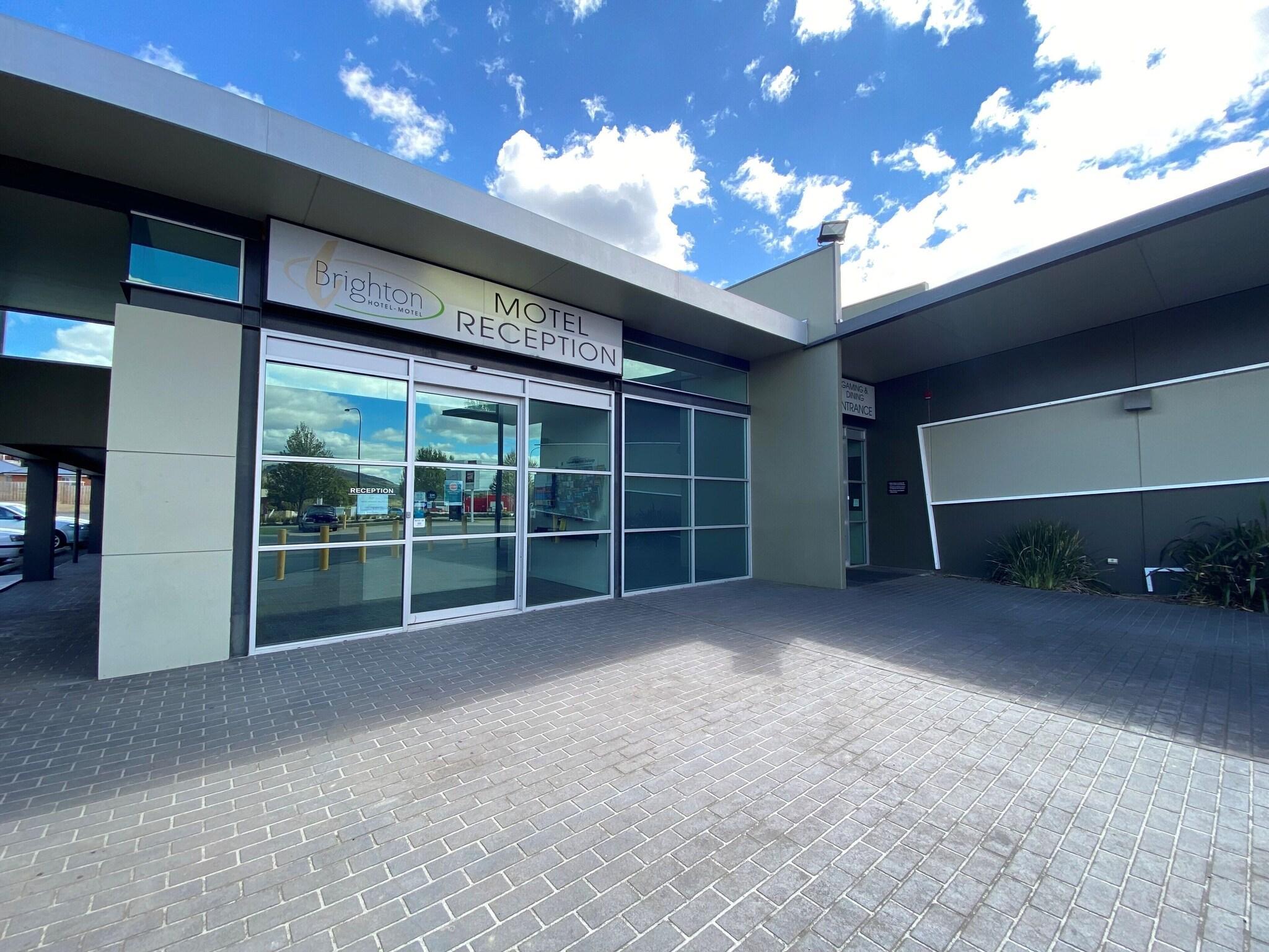 Vista Exterior Brighton Hotel Motel