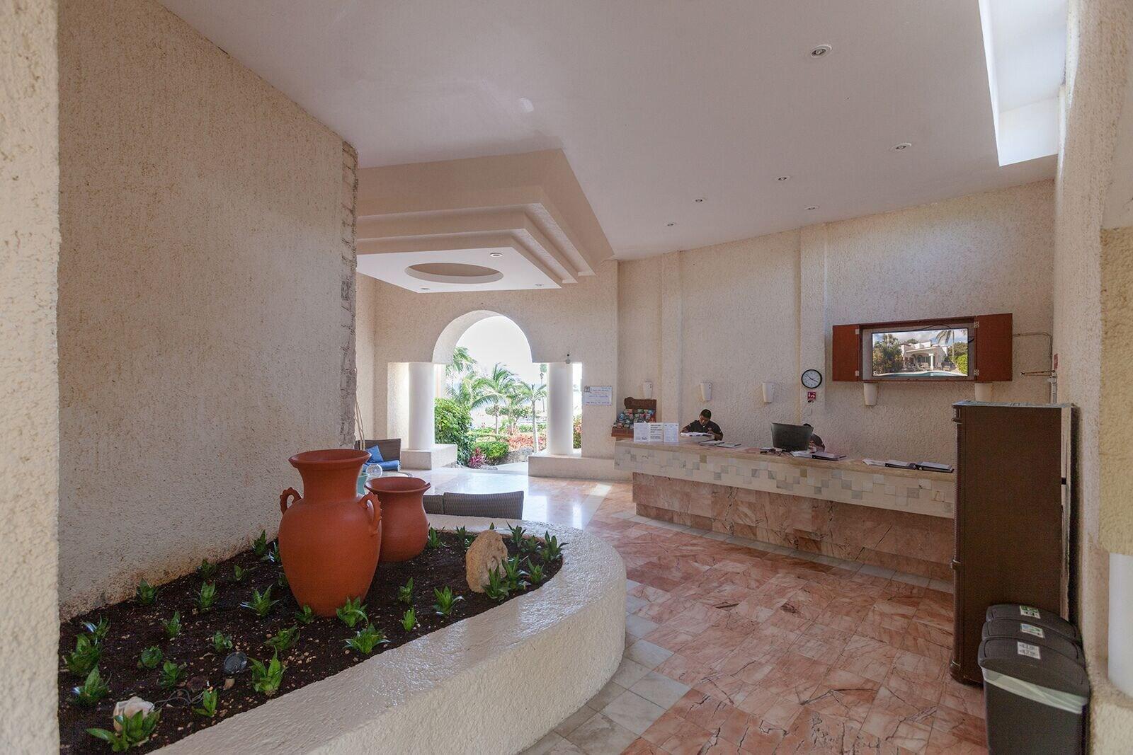 Vista Lobby Xaman Ha 7112