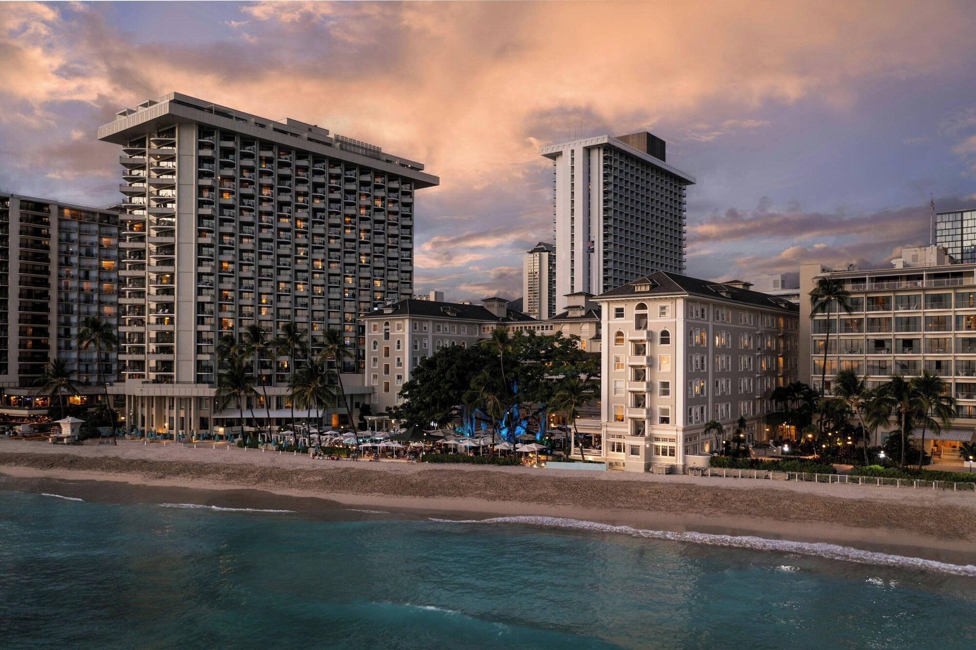 Vista Exterior Moana Surfrider, A Westin Resort & Spa, Waikiki Beach