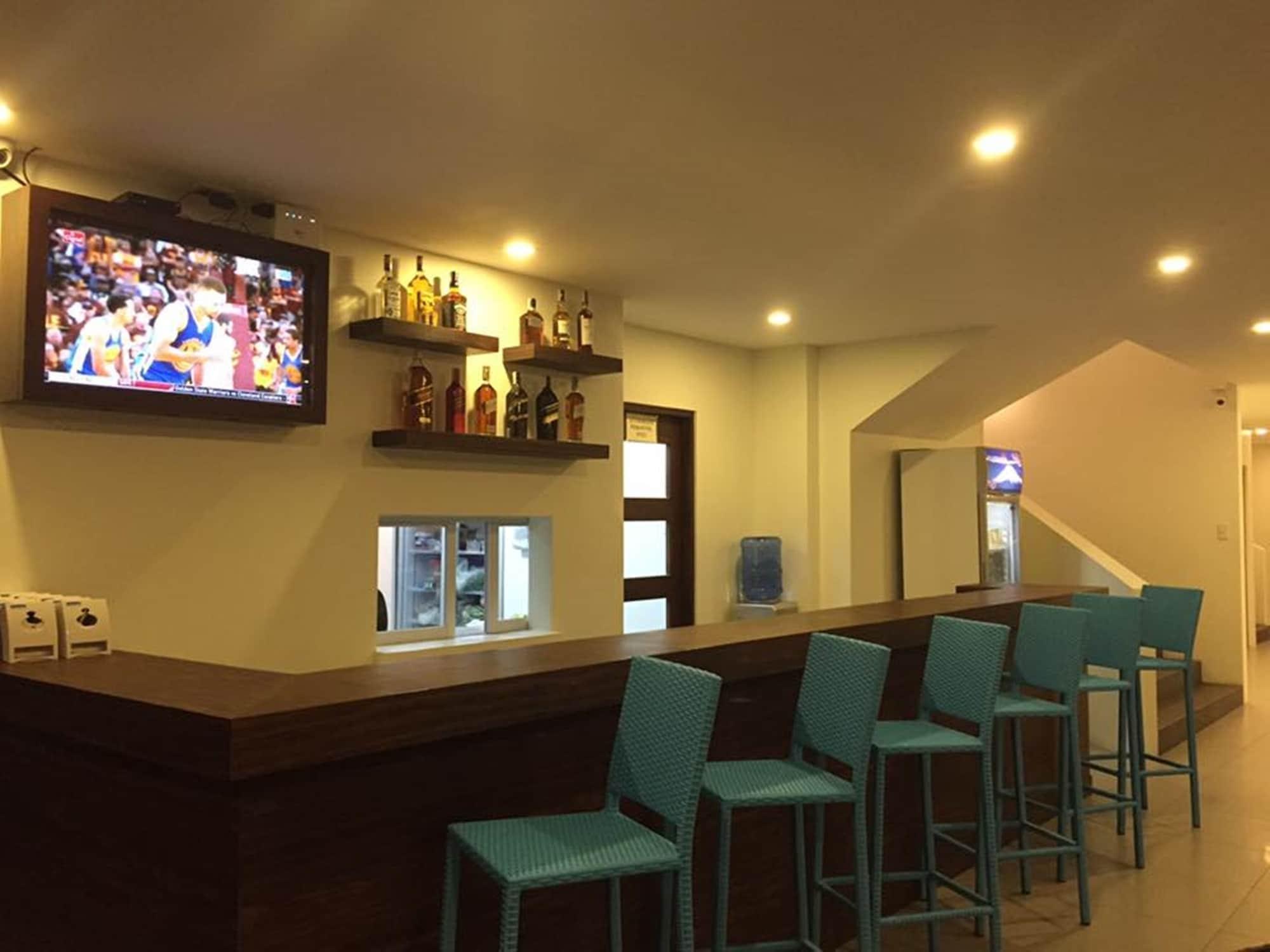 Bar/Salón Playa Azul Baler