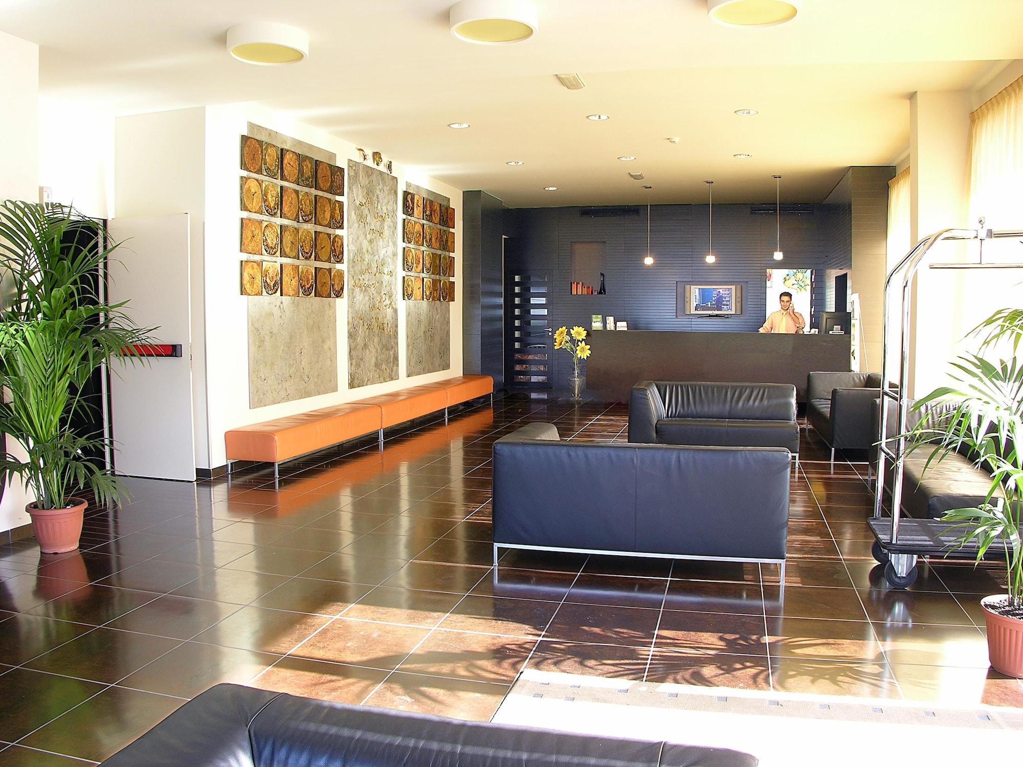 Vista Lobby Hotel Admeto