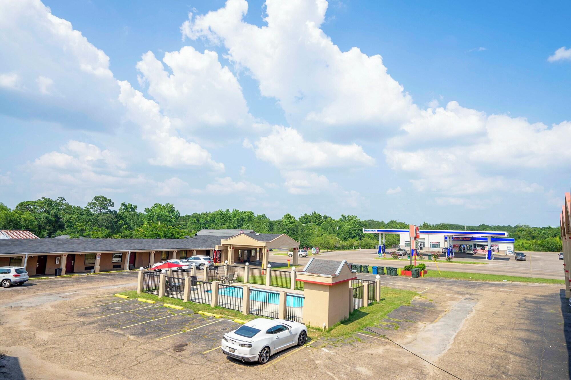 Comodidades del Alojamiento OYO Hotel Opp Al, Floral Hwy