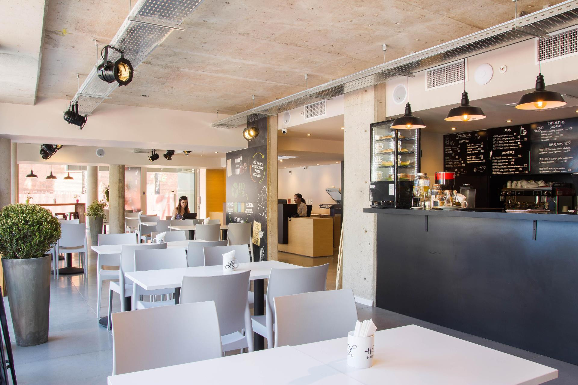 Bar/Salón Hotel Ciudadano Suites