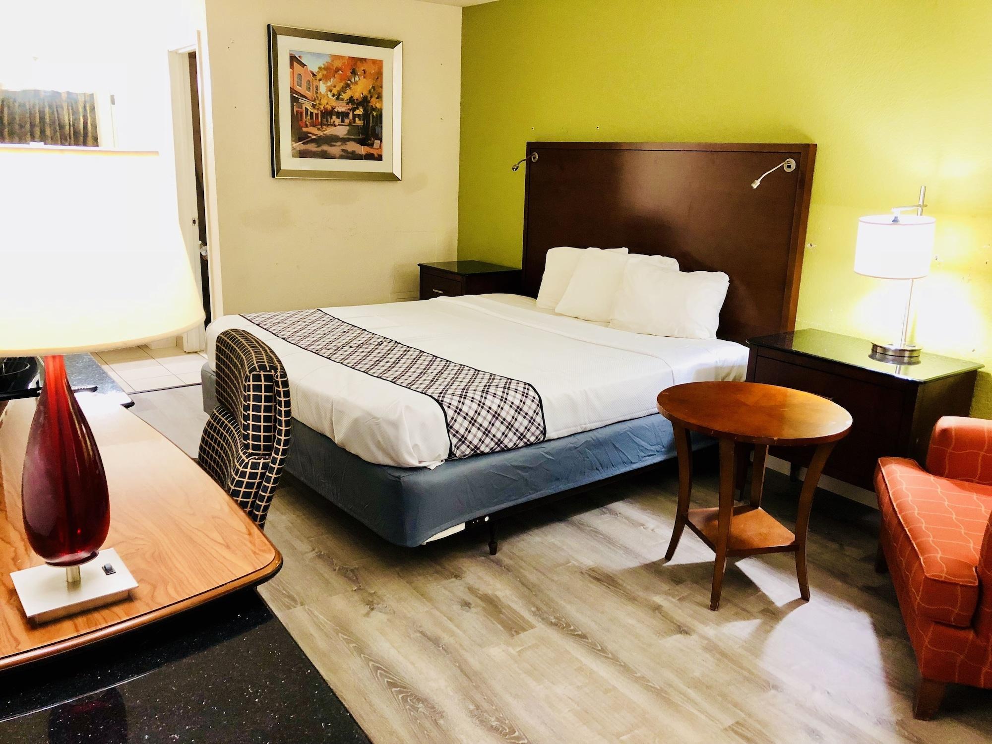 Varios Budget Lodge
