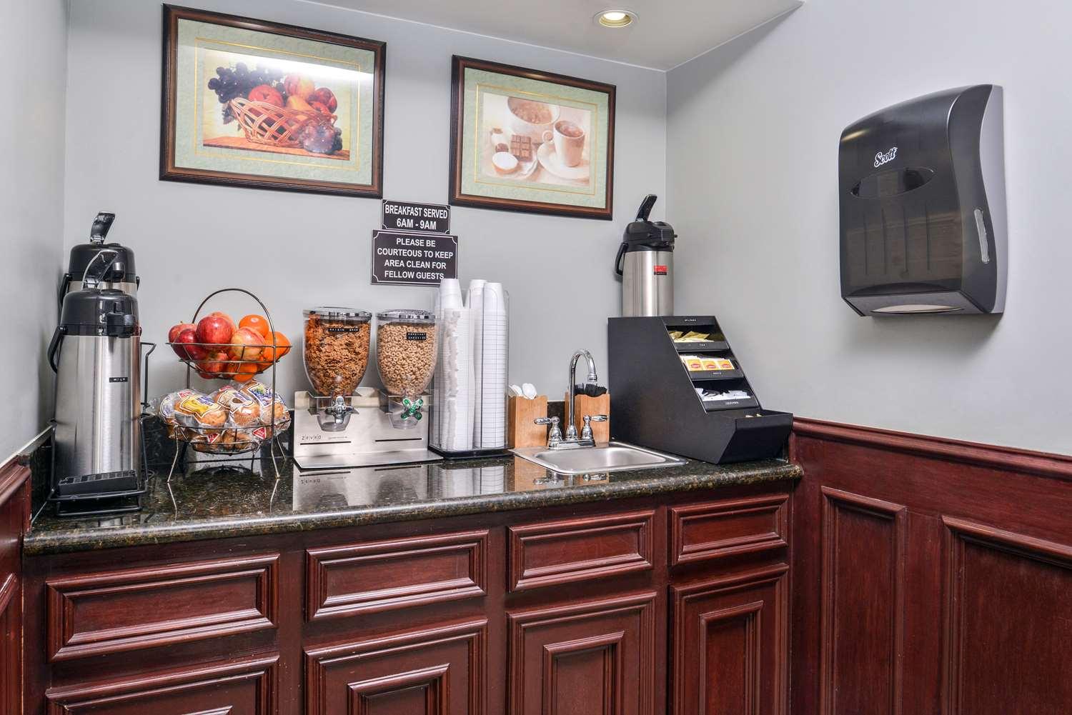 Restaurant Americas Best Value Inn Medical Center Downtown