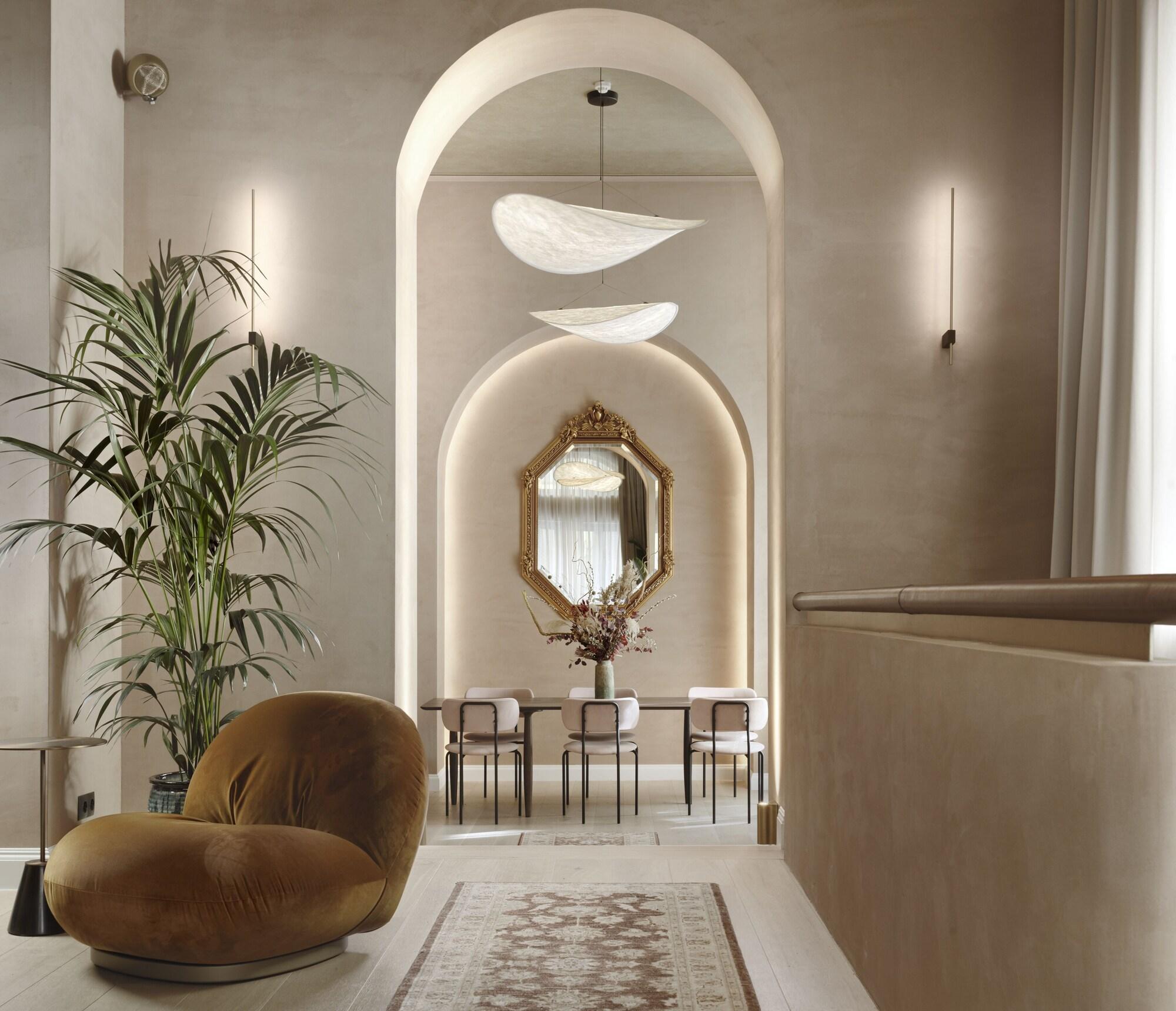 Vista Lobby Monument Hotel