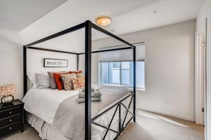 Alquiler Vacacional - Modern 2 level townhome close to DIA and lightrail
