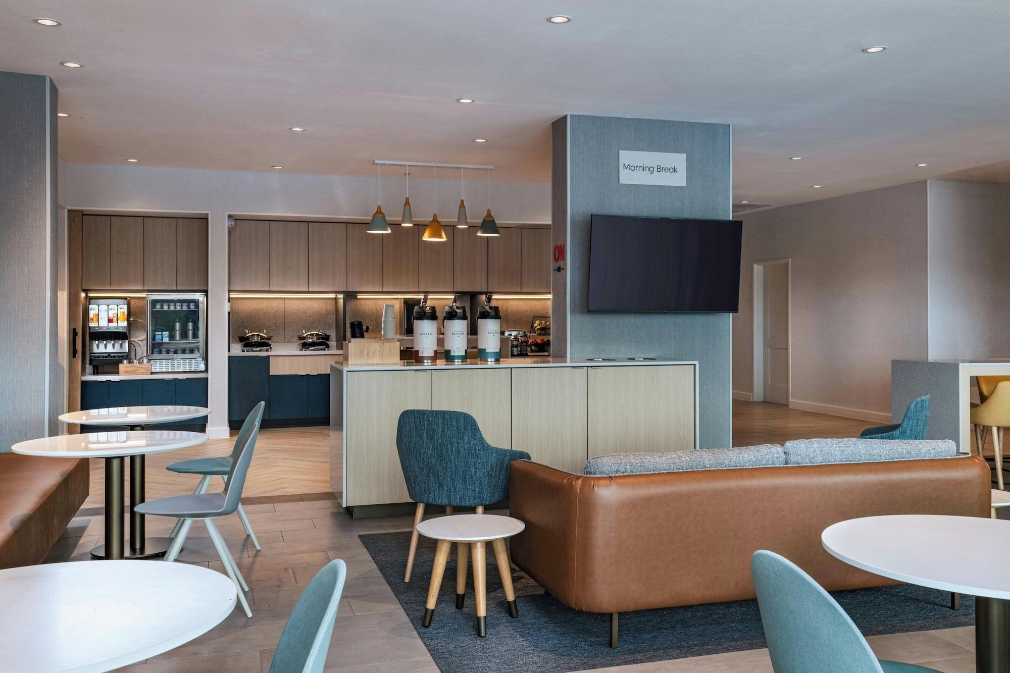Restaurant Towneplace Suites By Marriott Brownsville