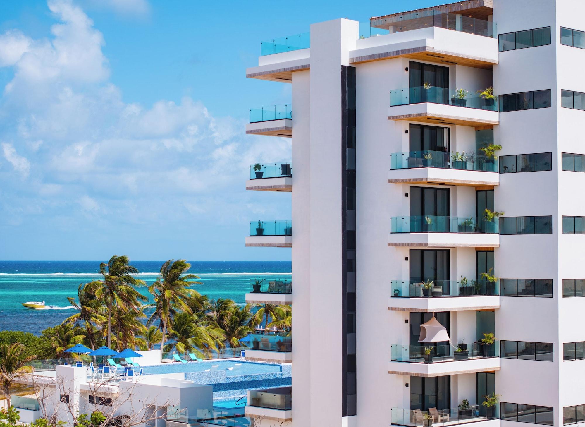 Varios Clearwater Belize