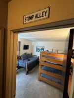 Alquiler Vacacional - Mammoth Cozy-Local Family Owned, 2 Bedroom/2 Bath with Garage, Close to Lifts