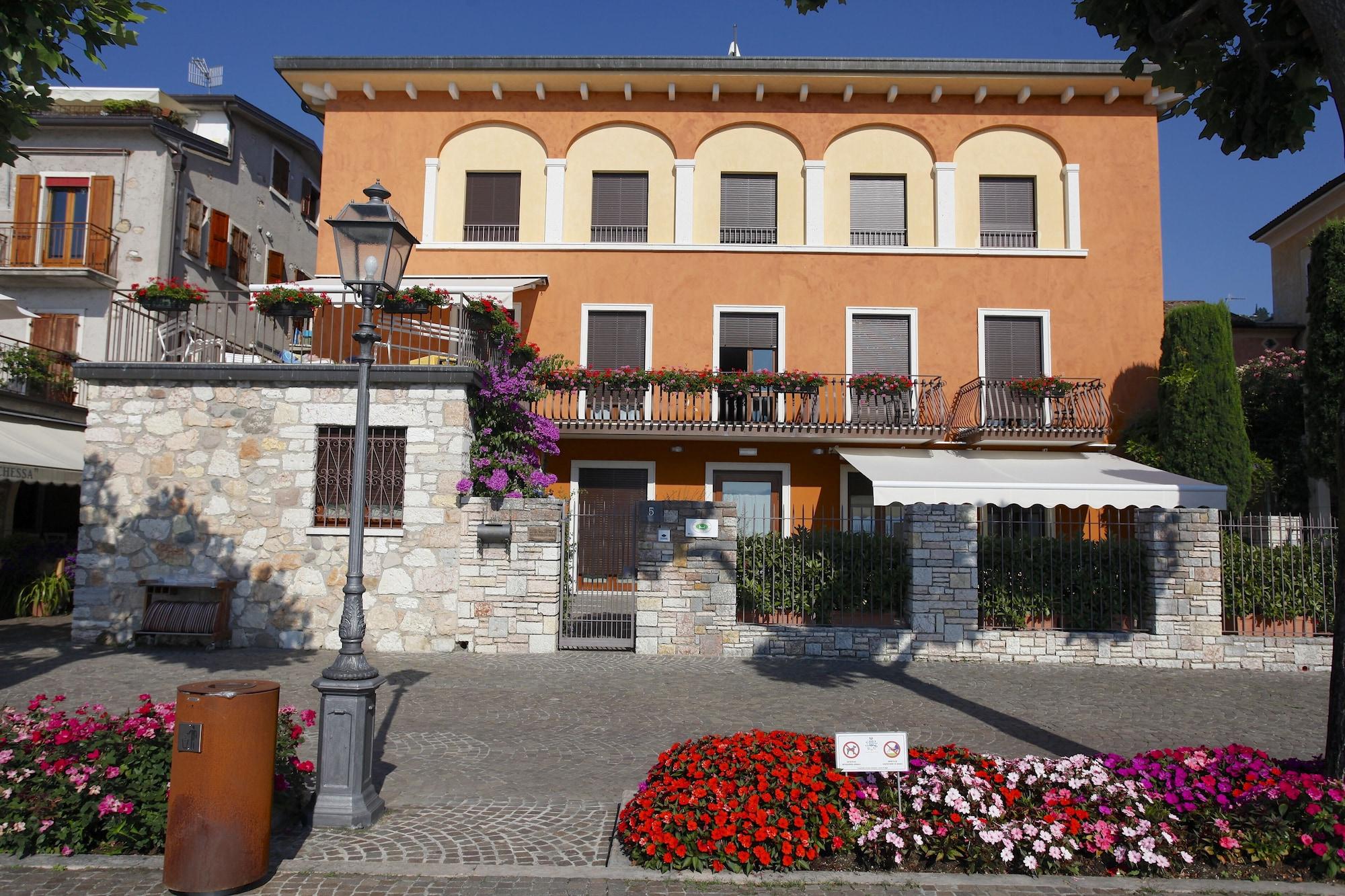 Varios Casa Vacanza Casa del Padre G. Nascimbeni
