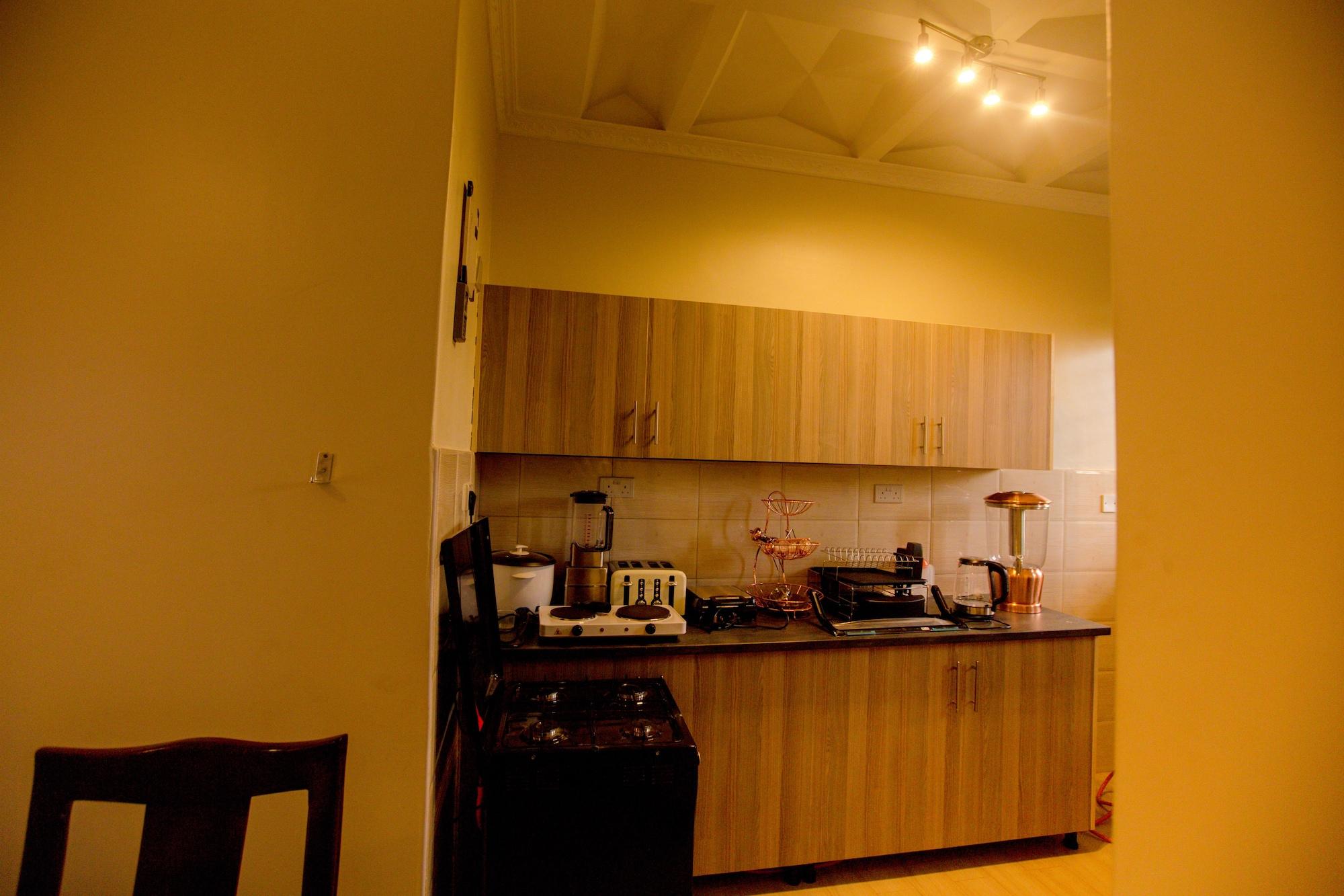 Equipamiento de Habitación Kampala Suburbs Apartment