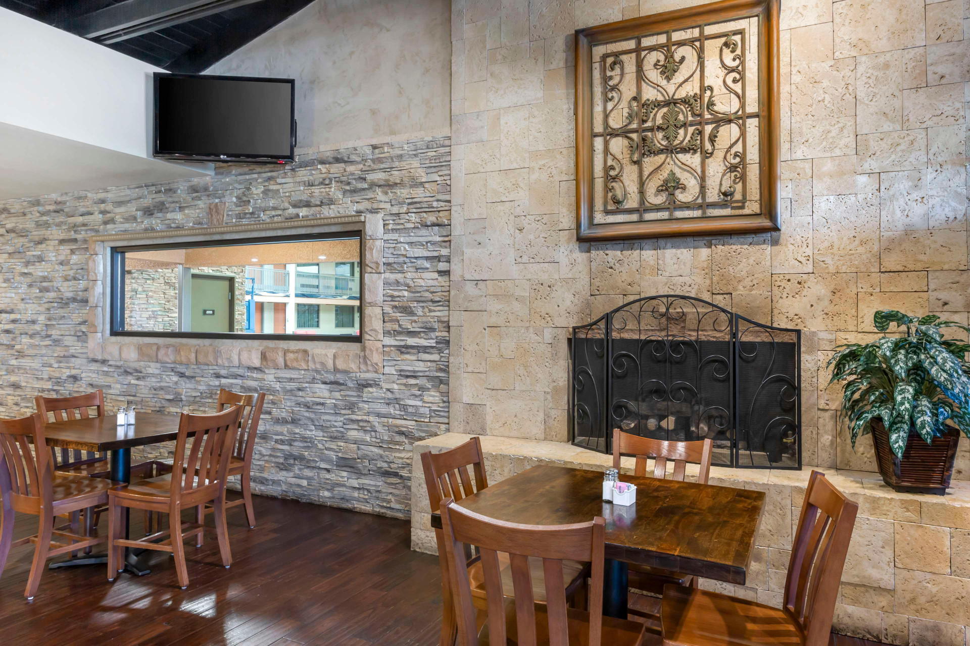 Restaurant Best Western Plus Raton Hotel