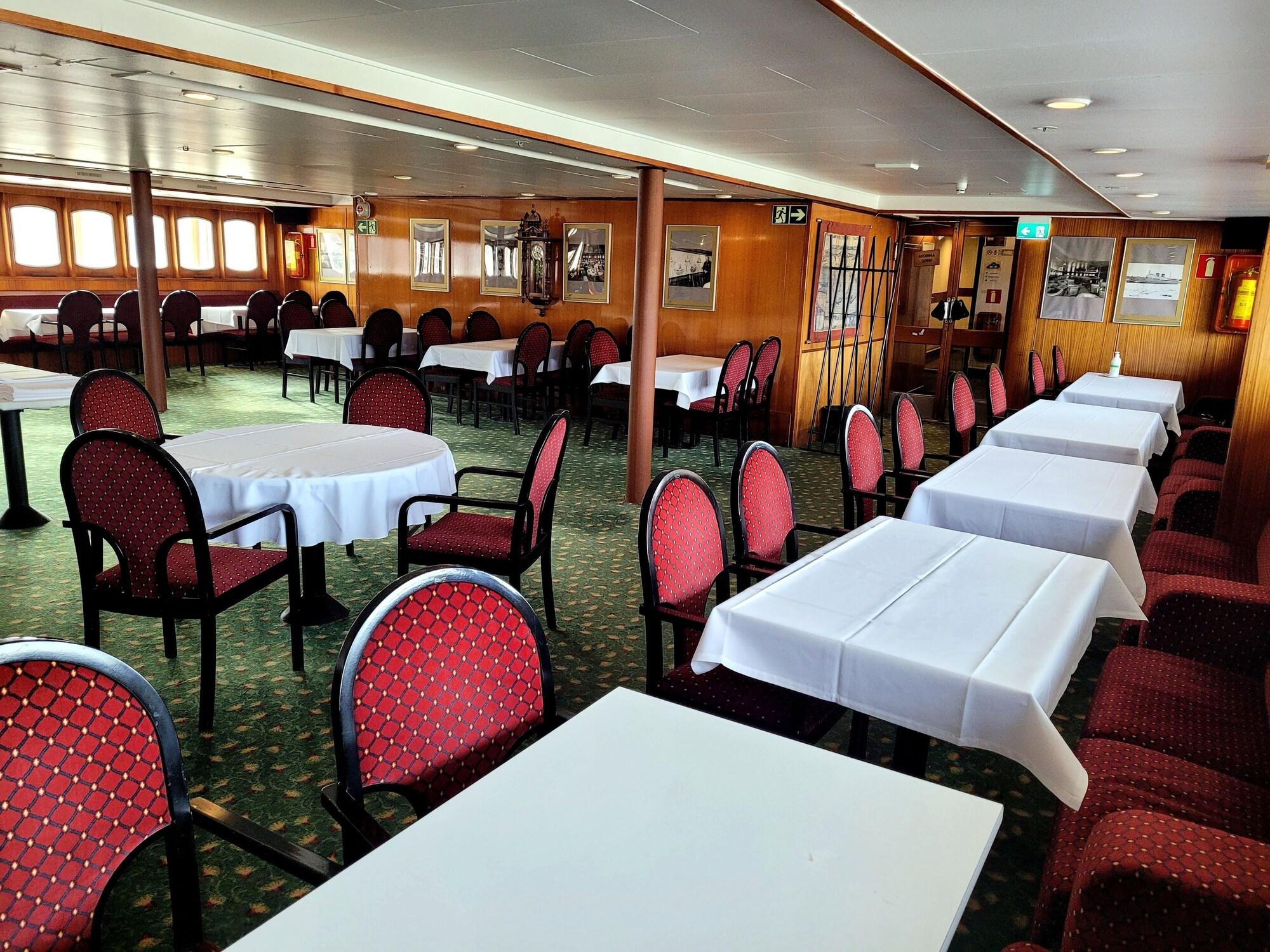 Restaurant Laivahostel S/S Bore