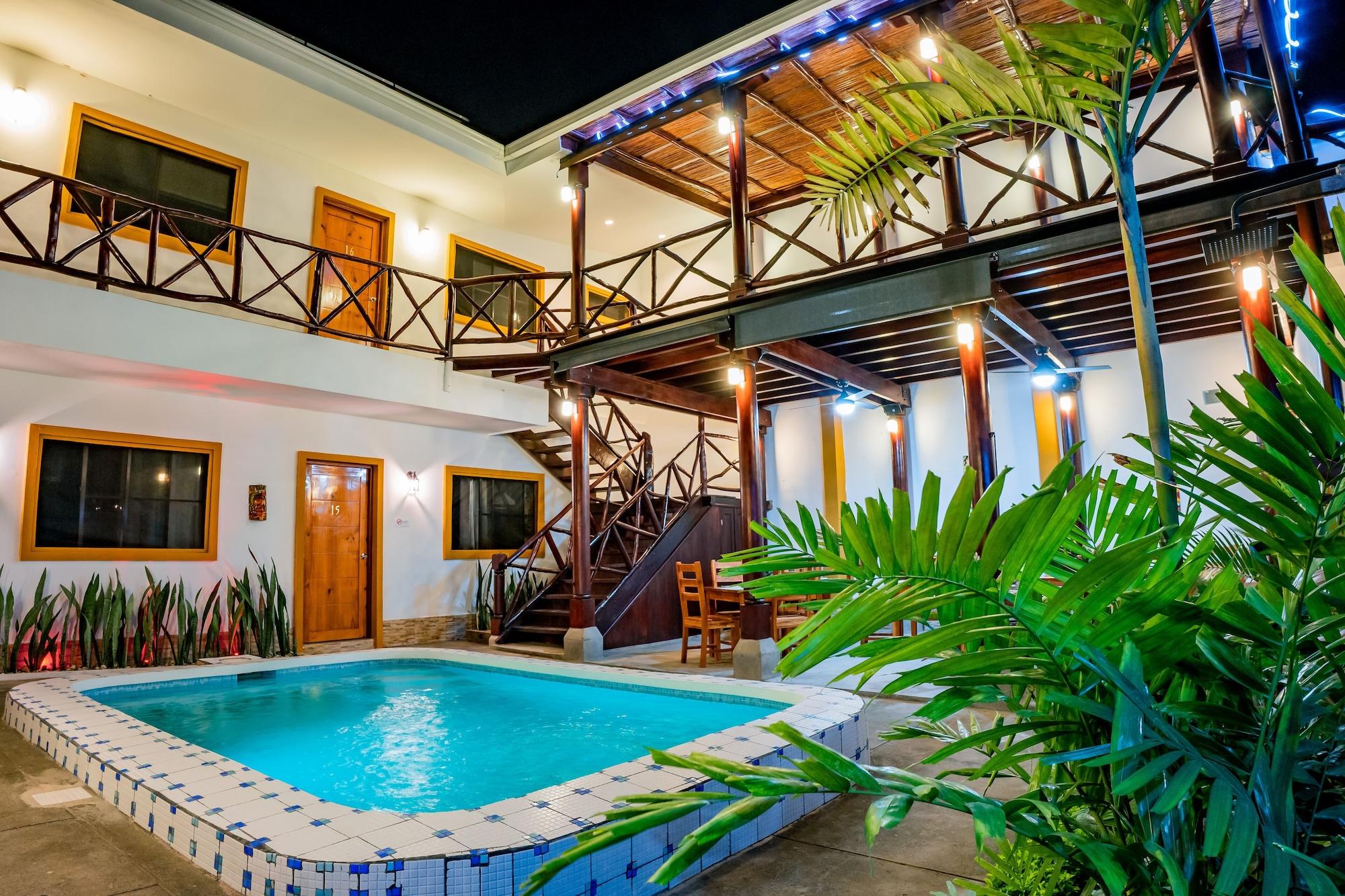 Varios Hotel Boutique Mosaico
