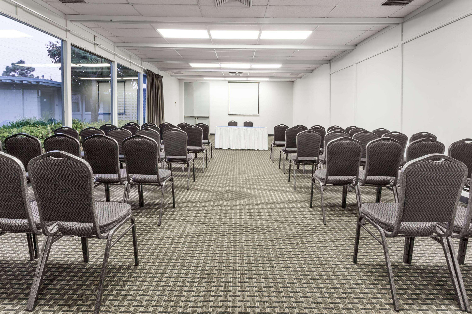 Centro de Negocios Travelodge by Wyndham San Francisco Airport North