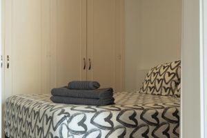 Arriendo temporal - Las Americas Pool & Private Patio Apartment 7