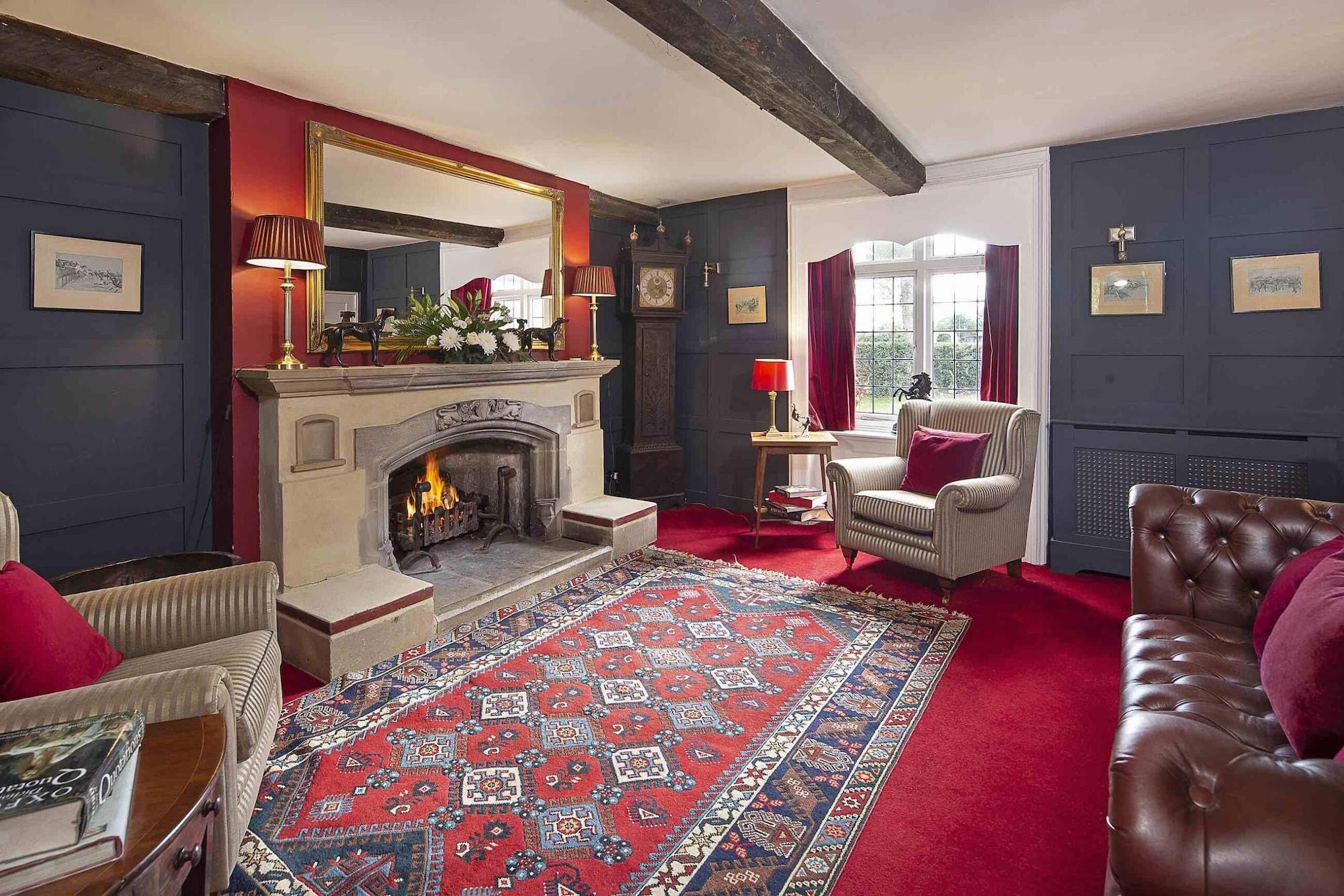 Bar/Salón Hill Farm