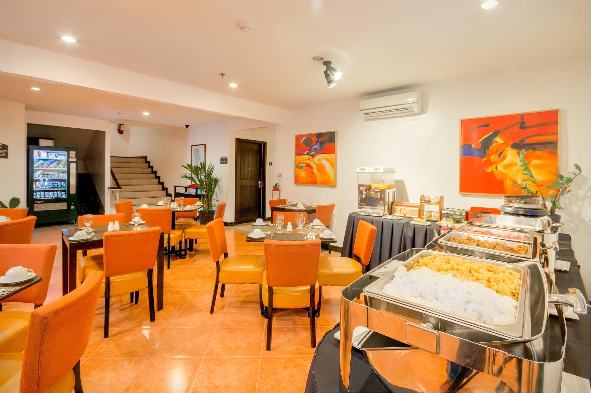 Vista Lobby Microtel by Wyndham Eagle Ridge