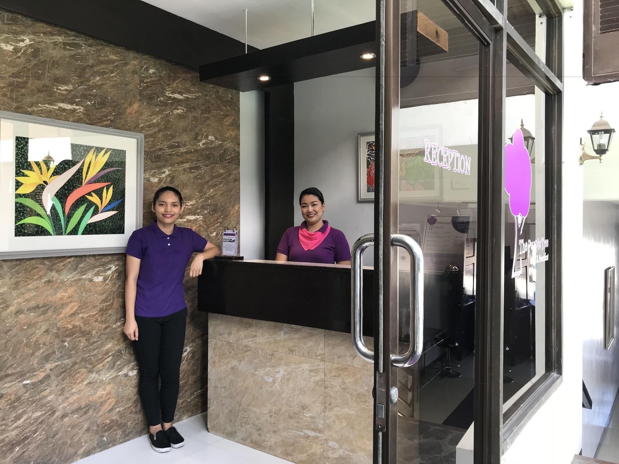 Varios The Purple Tree Bed & Breakfast
