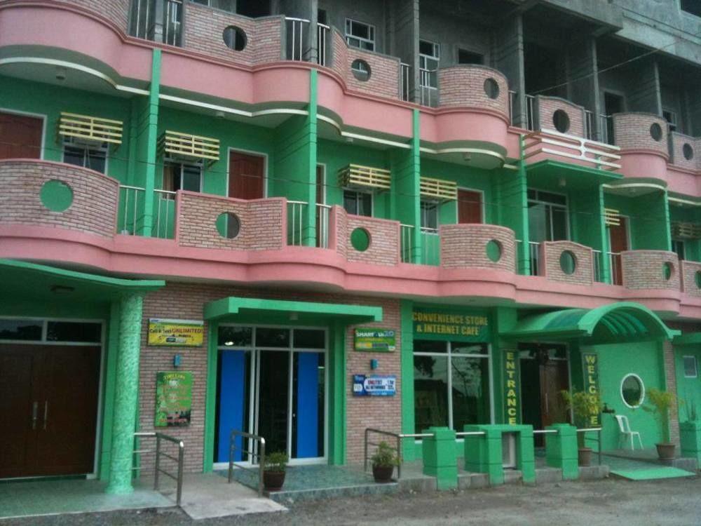 Vista Exterior Times Plaza Hotel