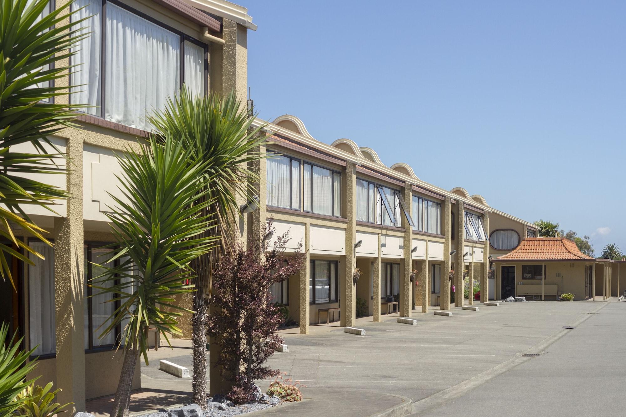 Vista Exterior The Beachcomber Hotel