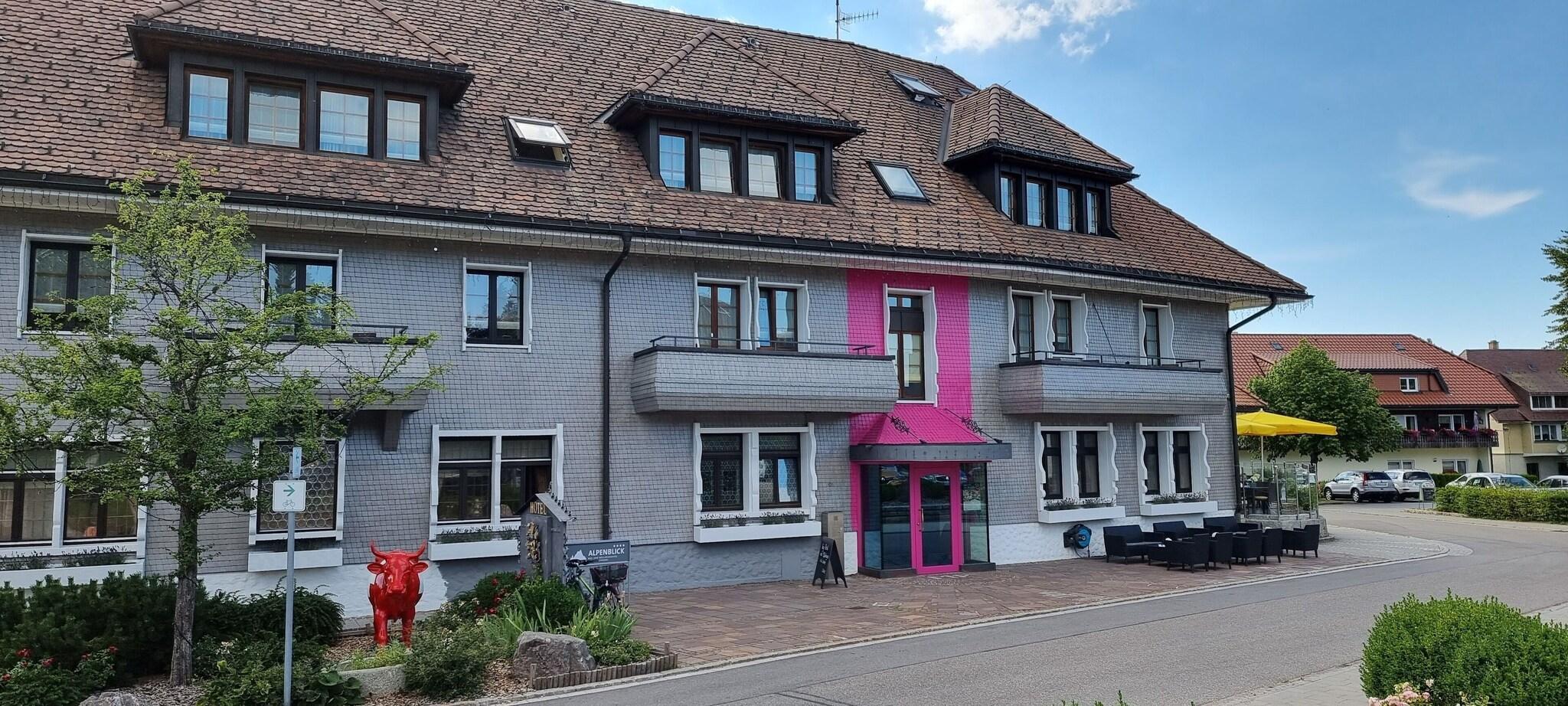 Vista Exterior Bio- und Wellnesshotel Alpenblick