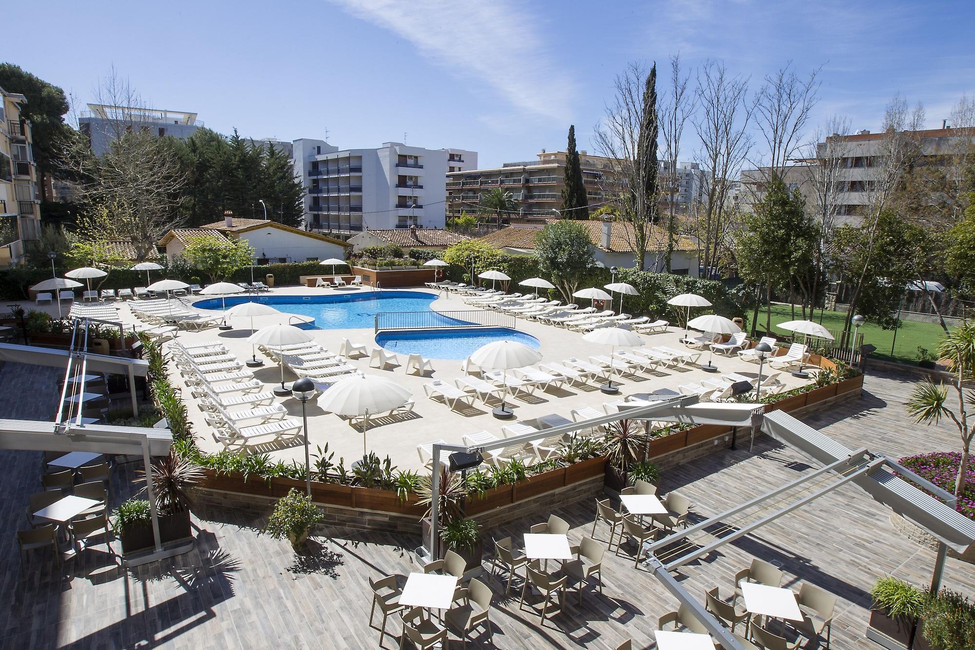 Varios Aparthotel CYE Holiday Centre