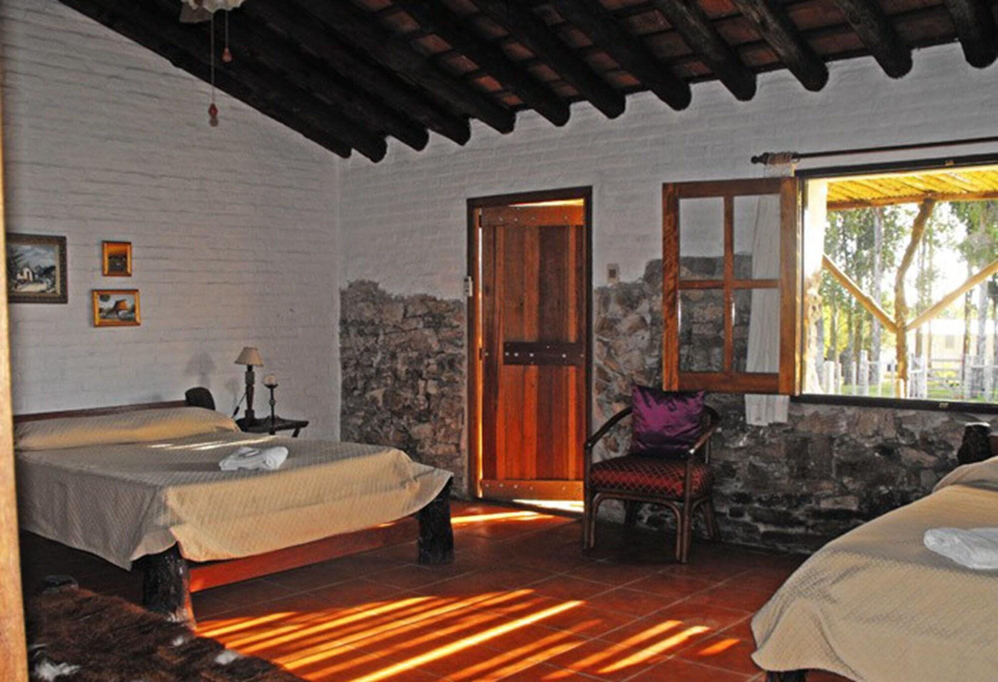 Equipamiento de Habitación Pinos de la Quebrada