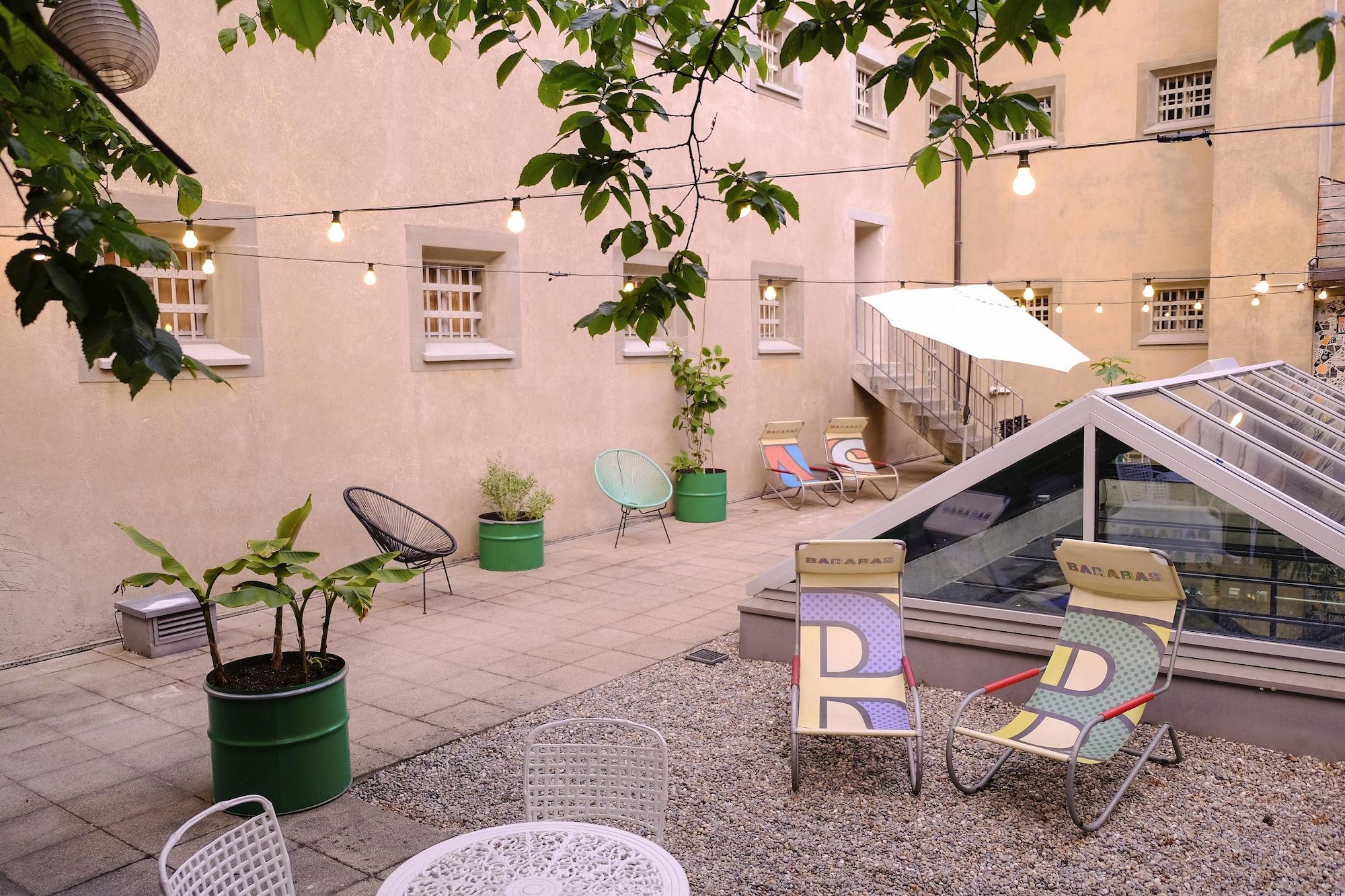 Varios Barabas - Hostel