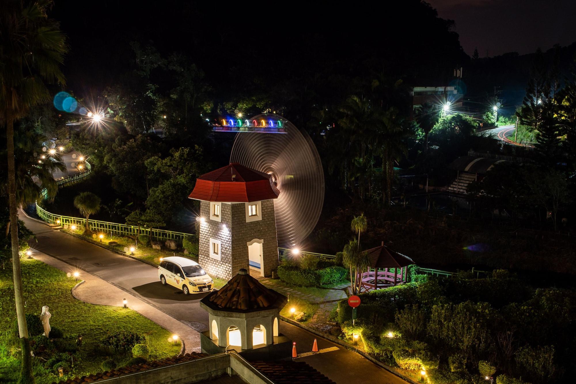 Vista Exterior Uni-Resort Mawutu